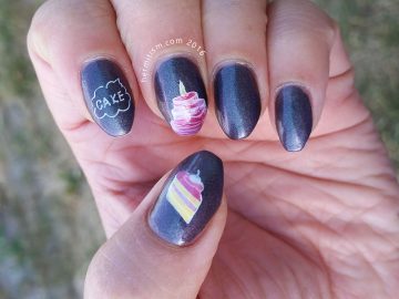 I is for Icing - ABC Nail Art Challenge - Hermit Werds