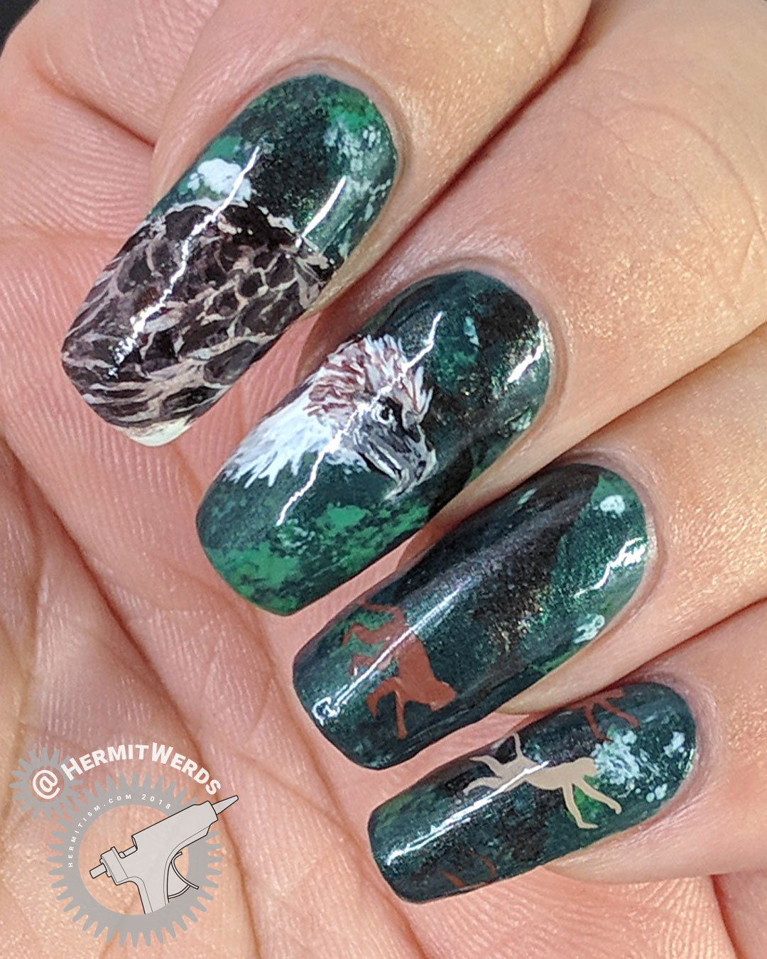 Philippine Monkey-eating Eagle (glossy) - Hermit Werds - freehand nail art of a Philippine Monkey-eating Eagle on a dark green background with fleeing monkey silhouettes