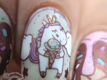 Unicorns Choose Mint Chocolate Chip - Hermit Werds - ice cream and unicorn nail art featuring mint chocolate chip, strawberry, vanilla, and chocolate with sprinkles scoops of ice cream on a cone
