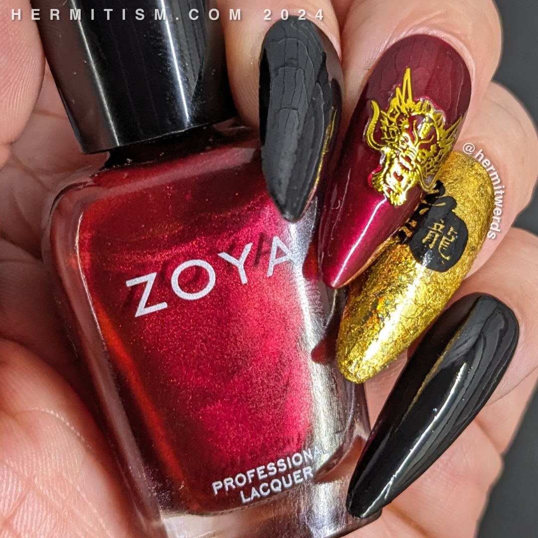 Julie's Gel Nails - Red, black and gold makes for a completely glamorous  set of nails for this Christmas season !! 🌨️ ❄️ ☃️ All hard gel from  @amoreultima available at @impactsalonsales